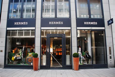 hermes shop flughafenstraße hamburg|Hermes hamburg locations.